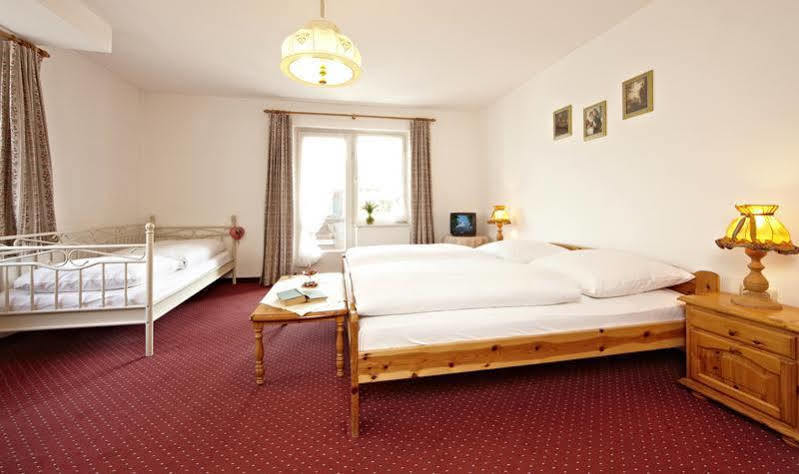 Hostel 2962 - Garmisch Bagian luar foto